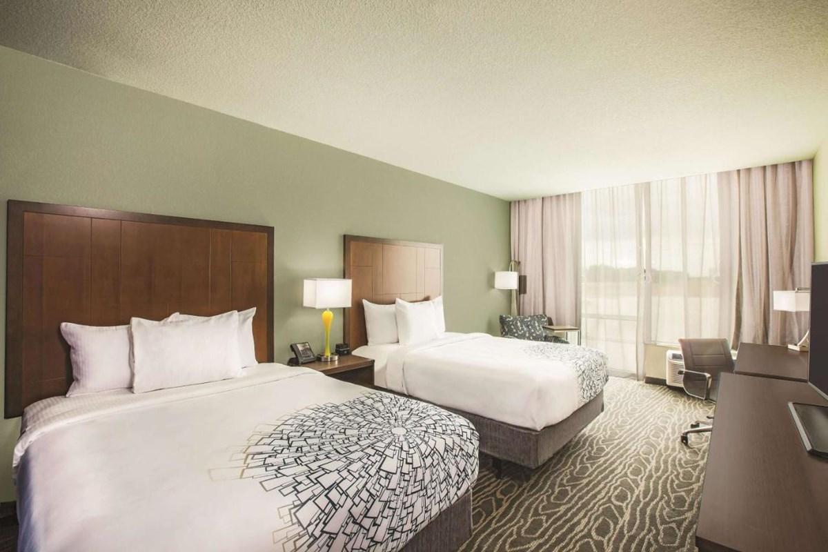 Готель La Quinta By Wyndham Omaha Airport Downtown Carter Lake Екстер'єр фото